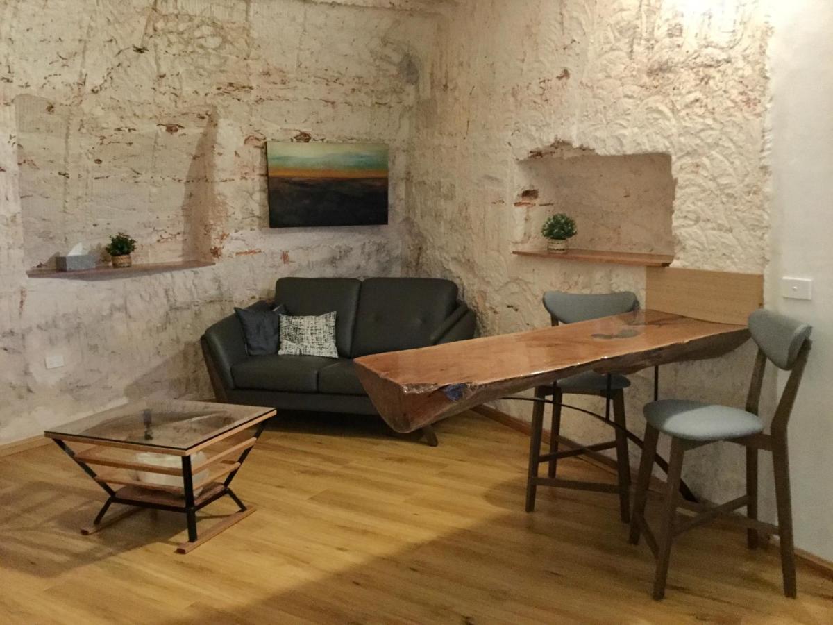 Dug Out B&B Кубър Педи Екстериор снимка